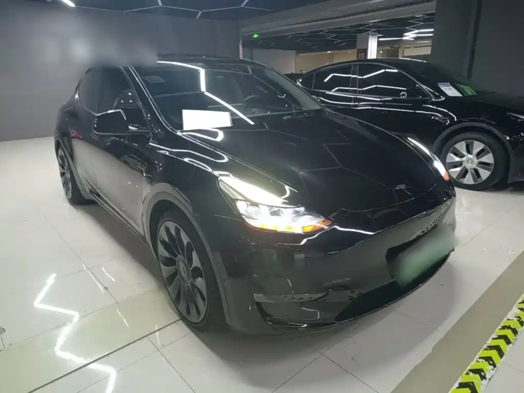 Tesla Model Y 2023