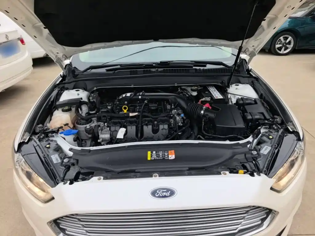 Ford Mondeo 2014 — фото 16