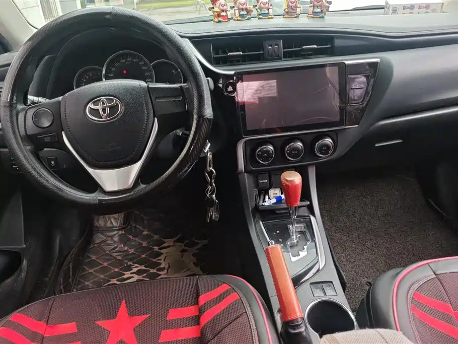 Toyota Corolla 2017 — фото 12