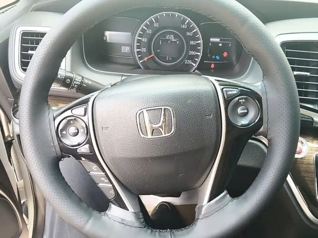 Honda Odyssey 2017 — фото 11