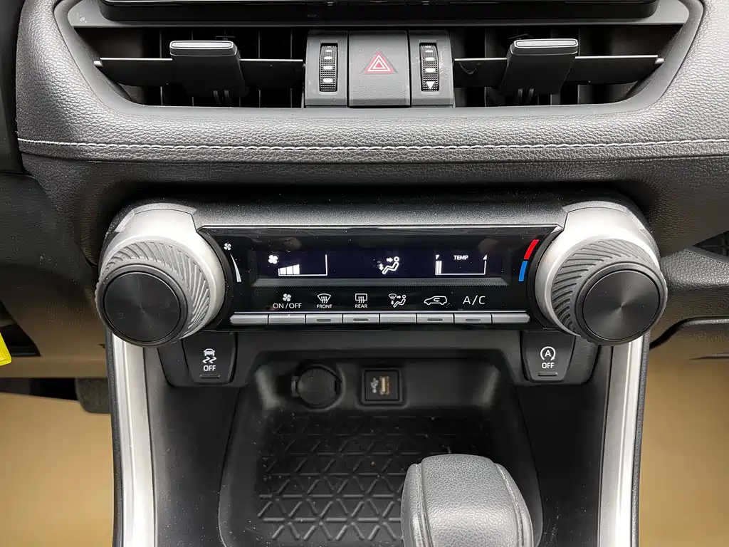 Toyota Wildlander 2024 — фото 21