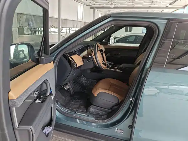 Land Rover Range Rover Sport 2025