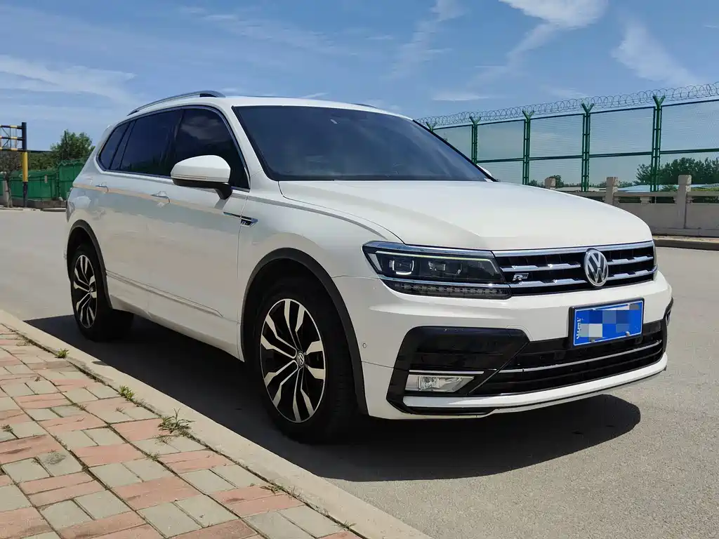 Volkswagen Tiguan L 2019 — фото 3