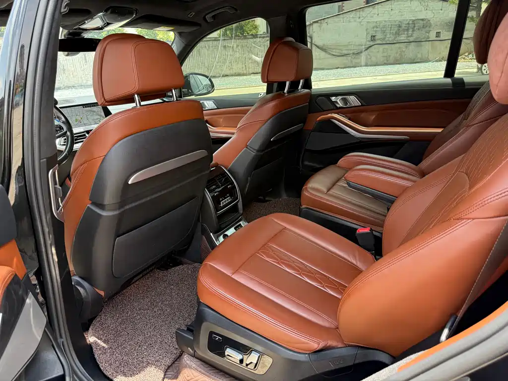 BMW X7 2022 — фото 6