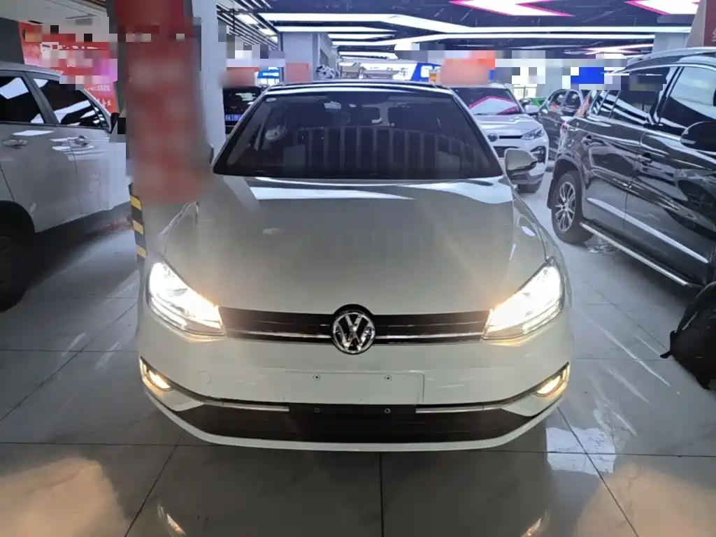 Volkswagen Golf 2020