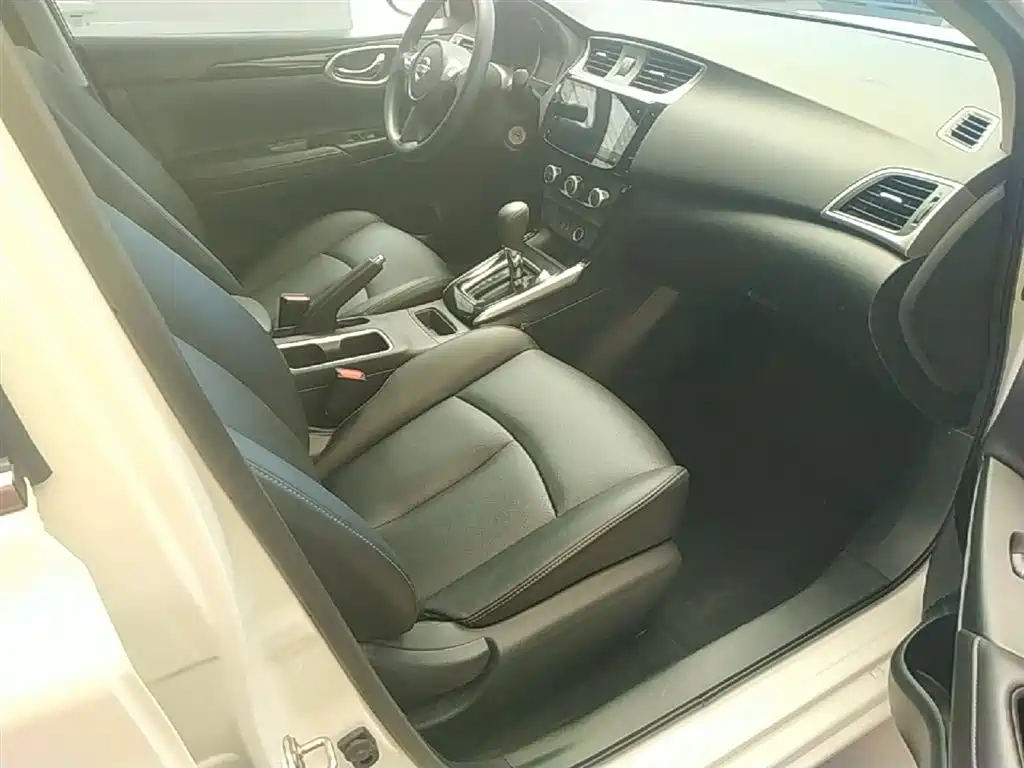 Nissan Sylphy 2021 — фото 25