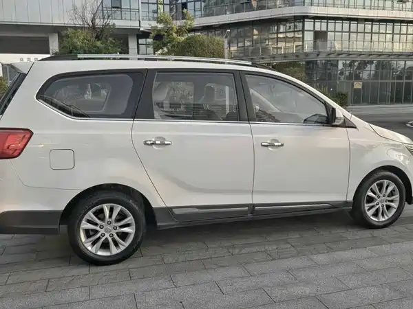 Baojun 730 2016