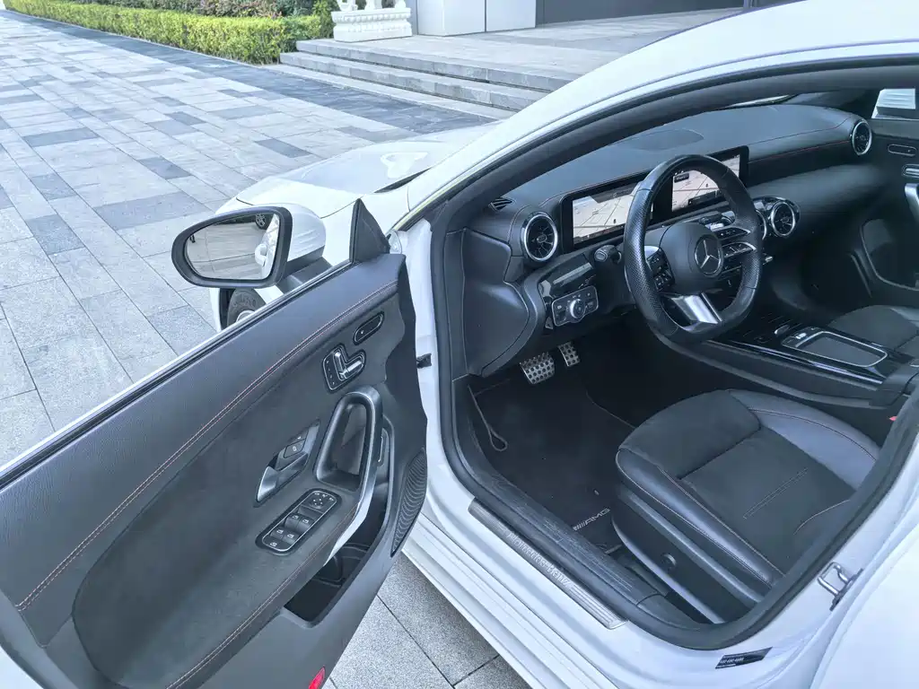 Mercedes-Benz CLA 2023 — фото 8
