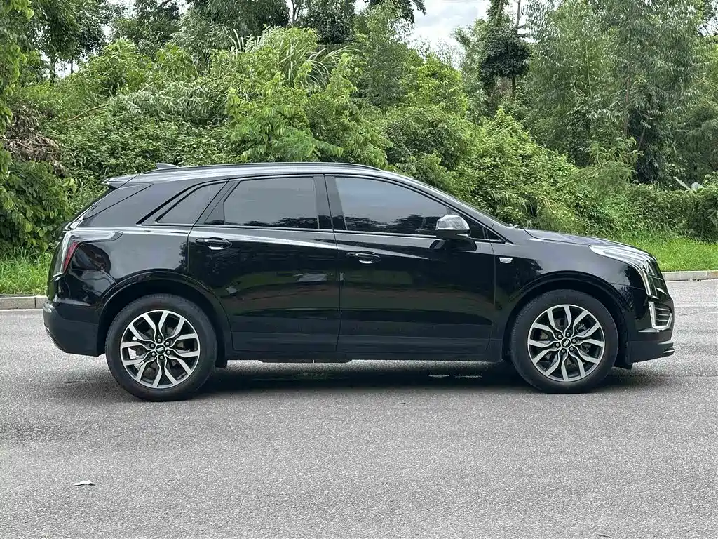 Cadillac XT5 2021 — фото 6