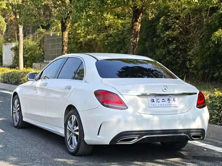 Mercedes-Benz C-Class 2019 — фото 11