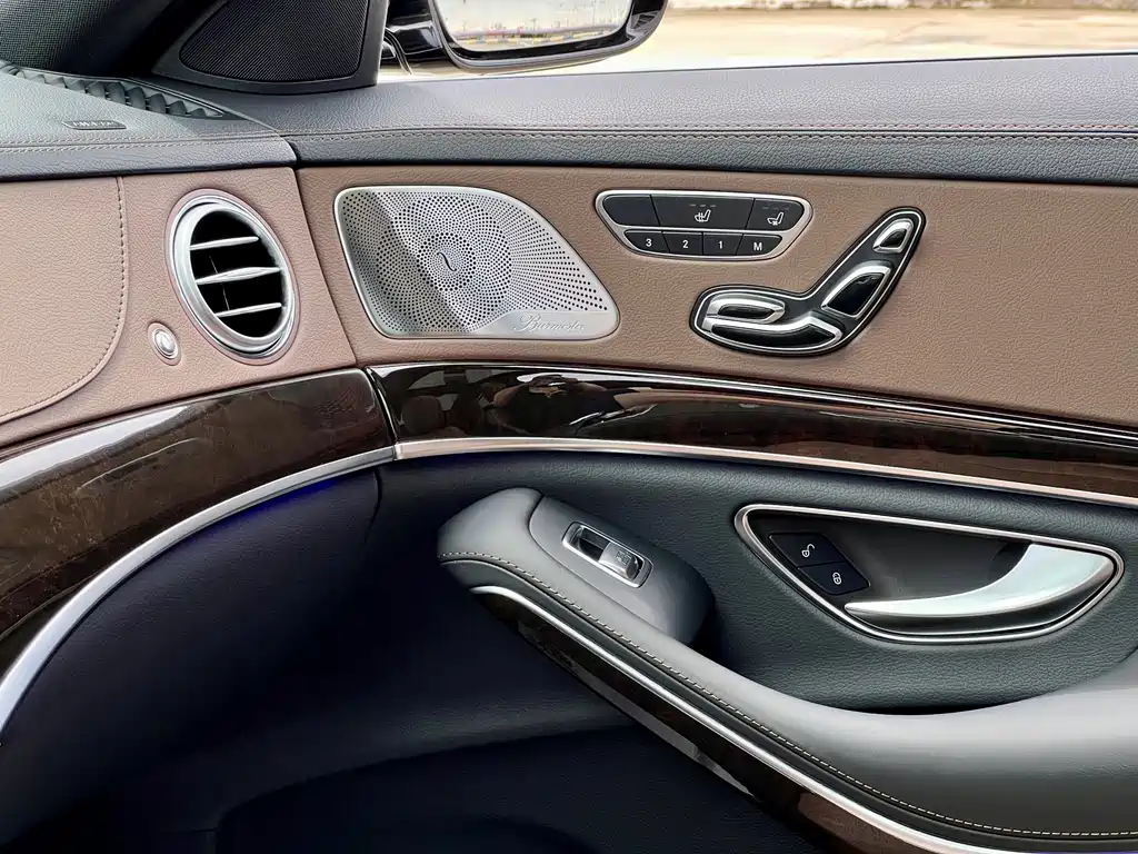 Mercedes-Benz Maybach S-Class 2018 — фото 15