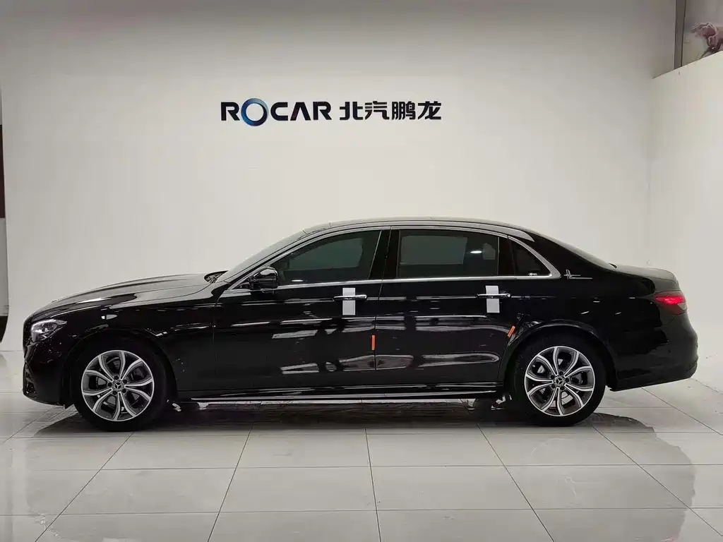 Mercedes-Benz E-Class 2023
