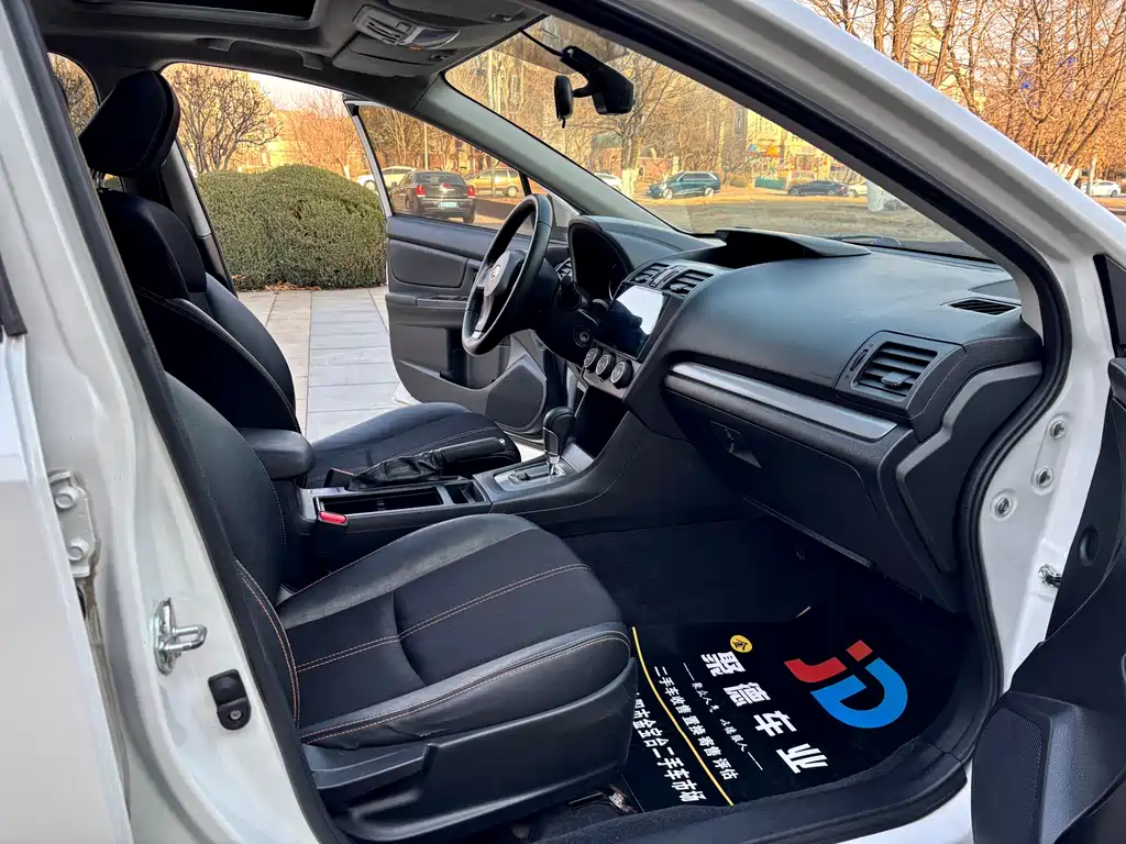 Subaru XV 2013 — фото 15