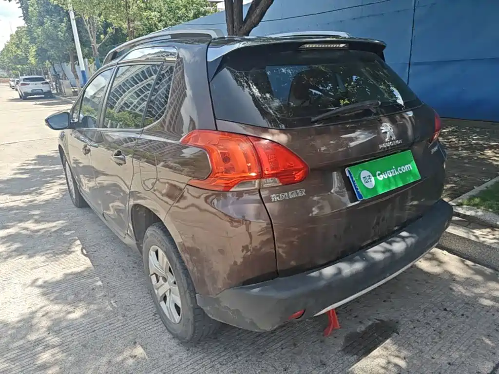 Peugeot 2008 2015