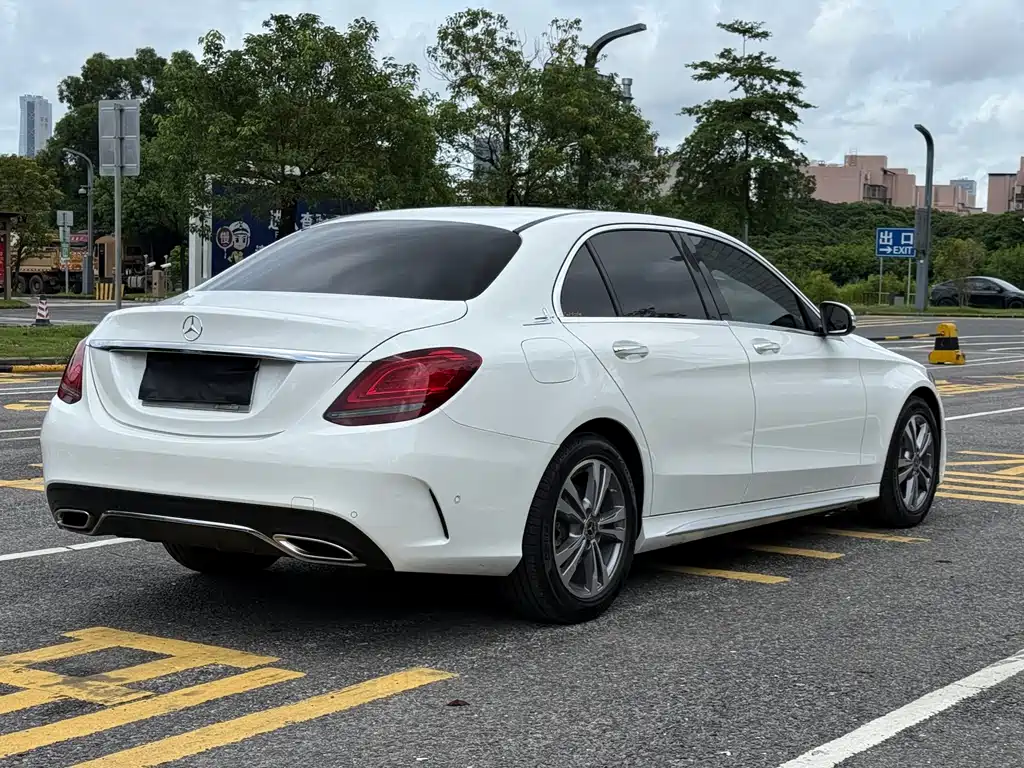 Mercedes-Benz C-Class 2019
