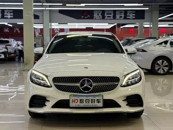 Mercedes-Benz C-Class 2020