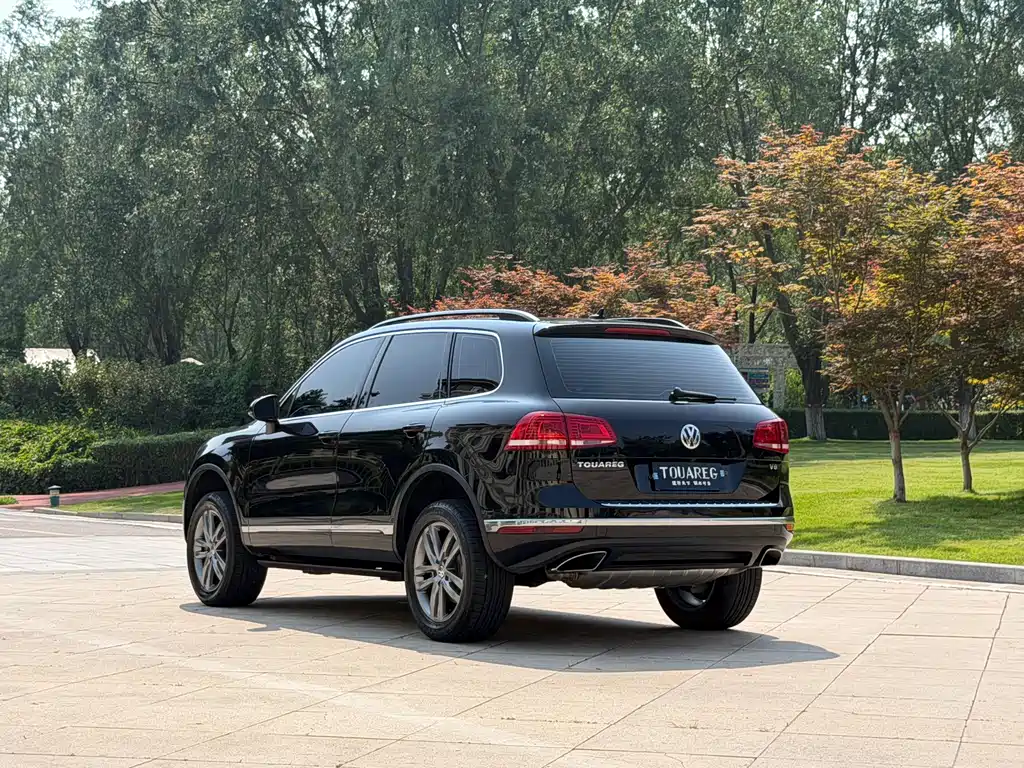 Volkswagen Touareg 2018 — фото 26