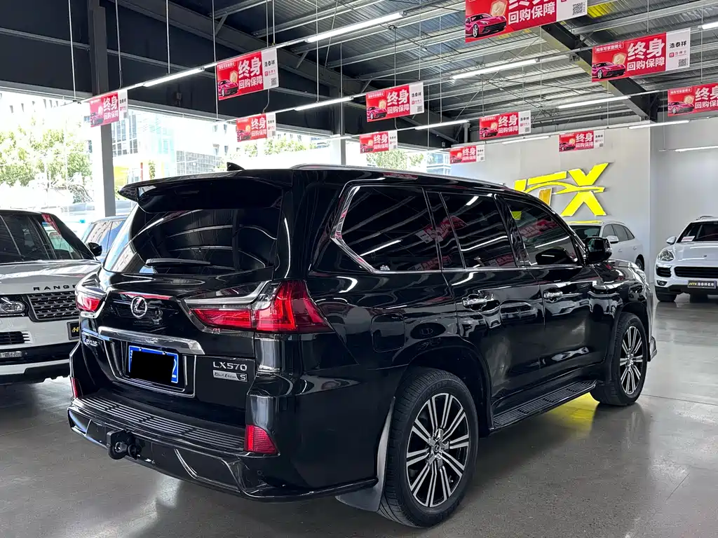 Lexus LX 2019 — фото 10