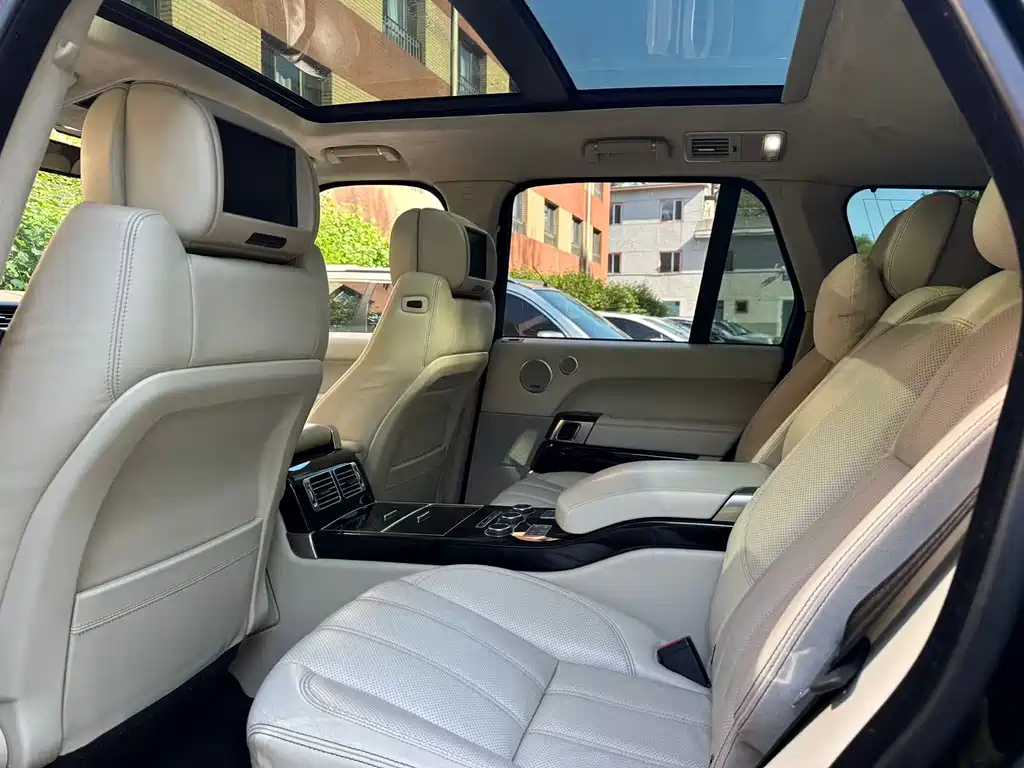 Land Rover Range Rover 2015 — фото 15