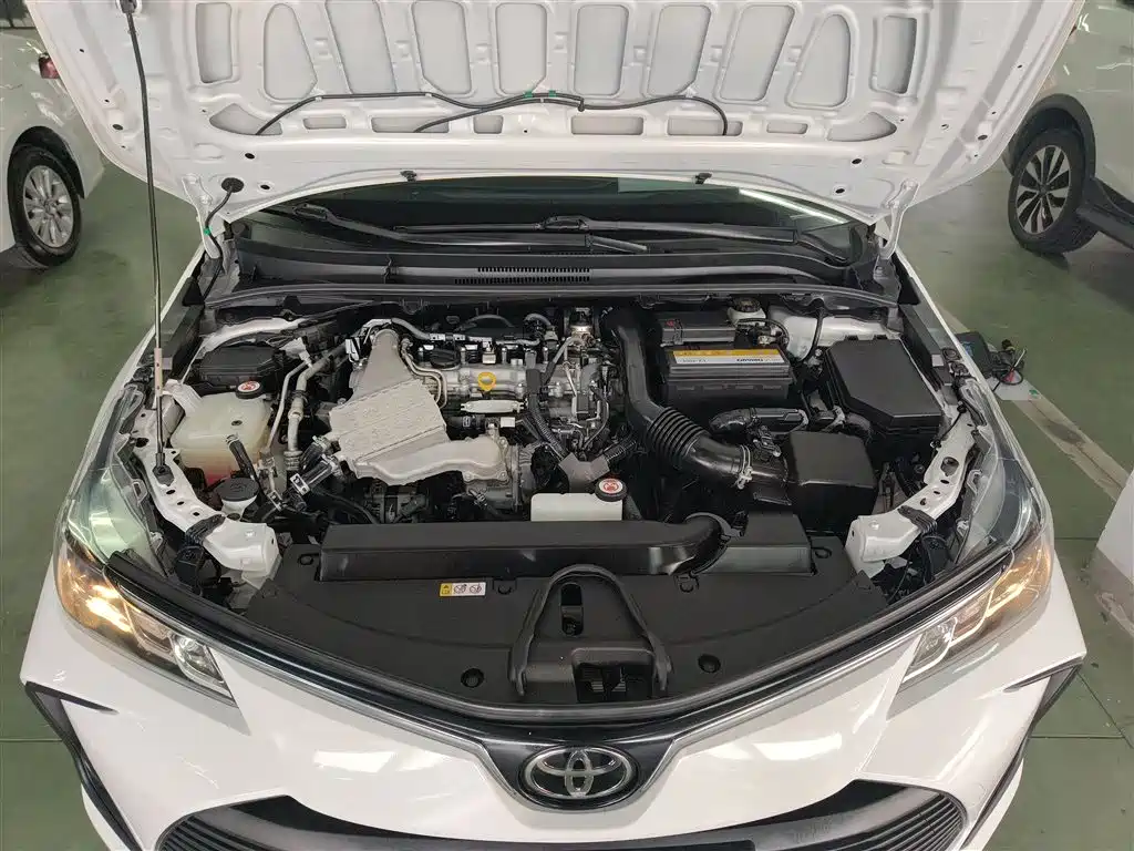 Toyota Corolla 2023 — фото 20