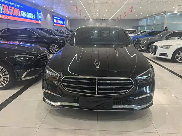 Mercedes-Benz E-Class 2021