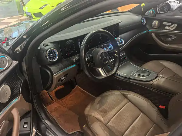 Mercedes-Benz E-Class 2021