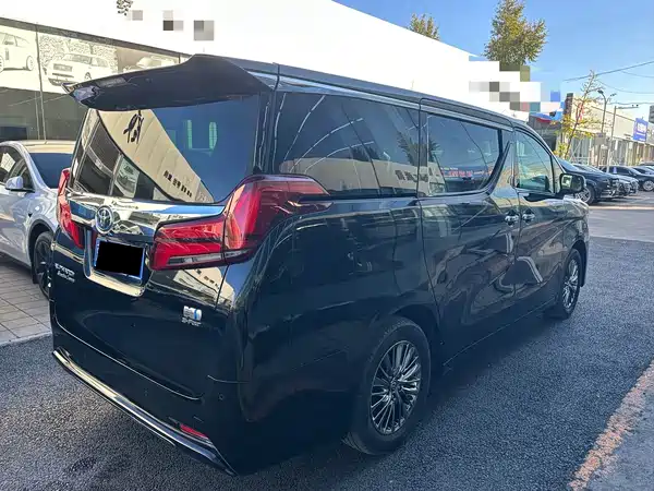 Toyota Alphard 2020