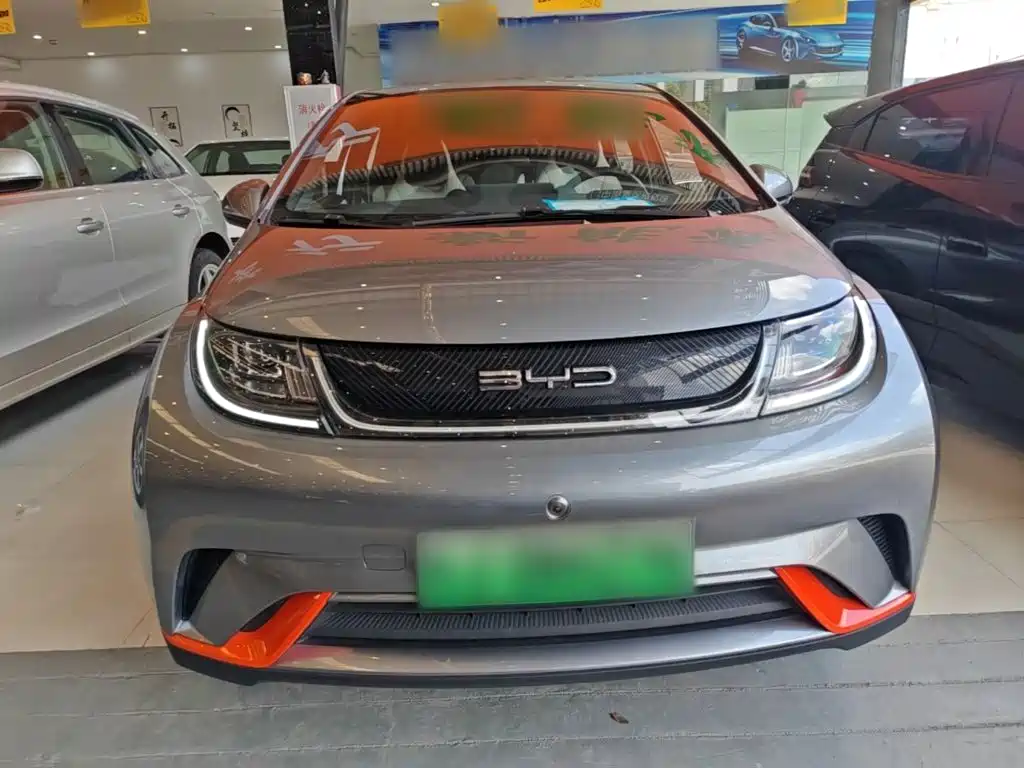 BYD Dolphin 2023