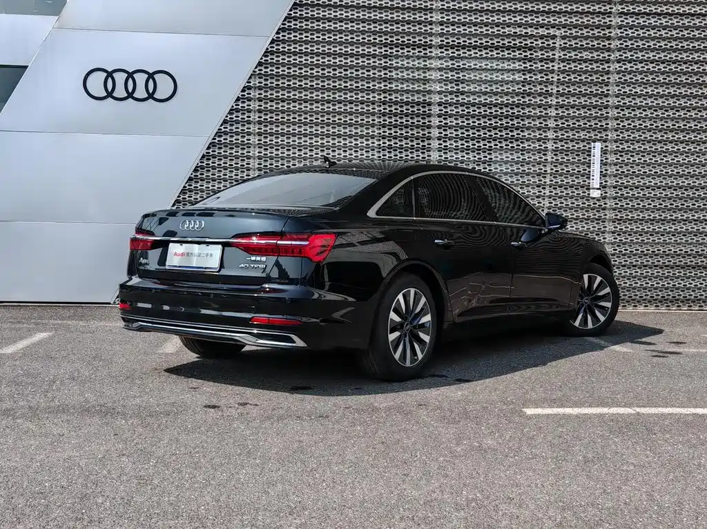 Audi A6L 2023