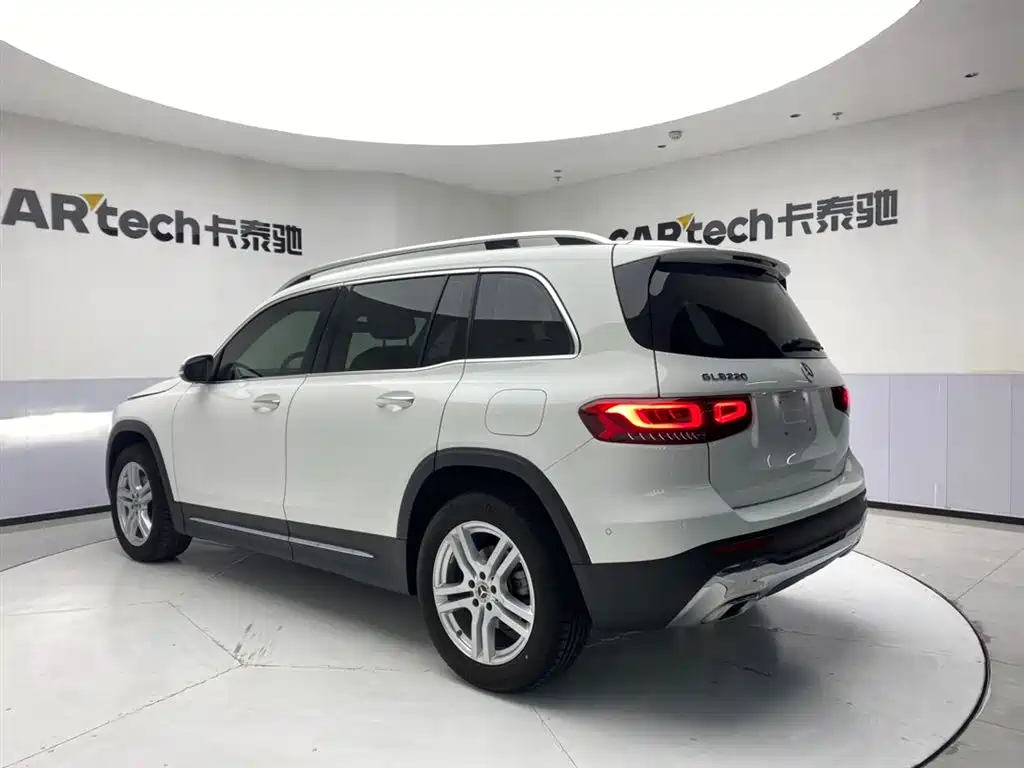 Mercedes-Benz GLB 2023 — фото 7