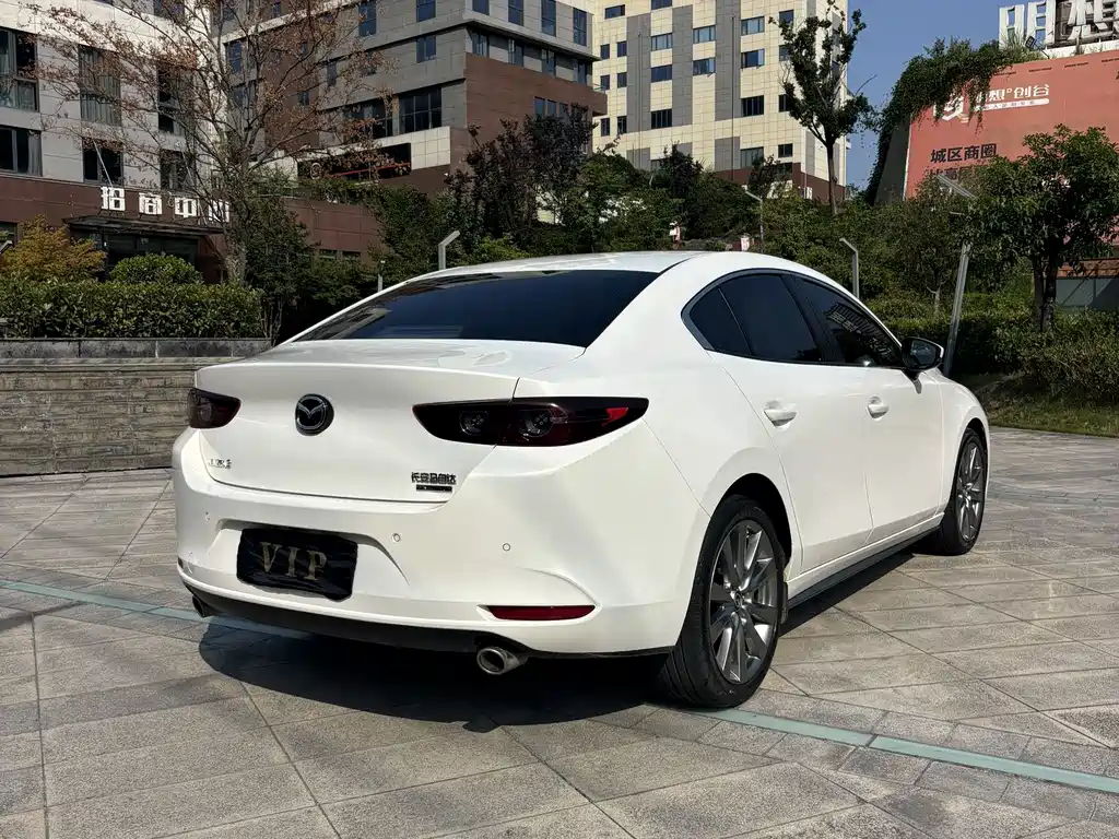 Mazda 3 Angkesela 2022
