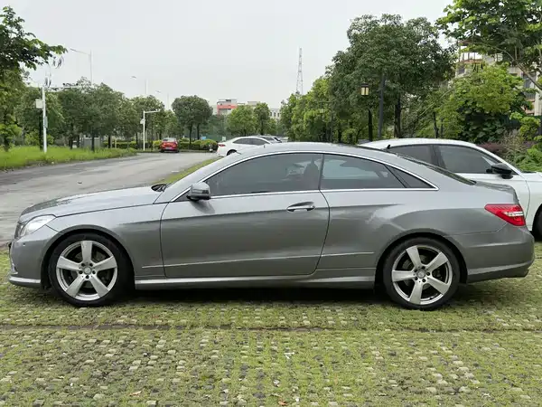 Mercedes-Benz E-Class 2012