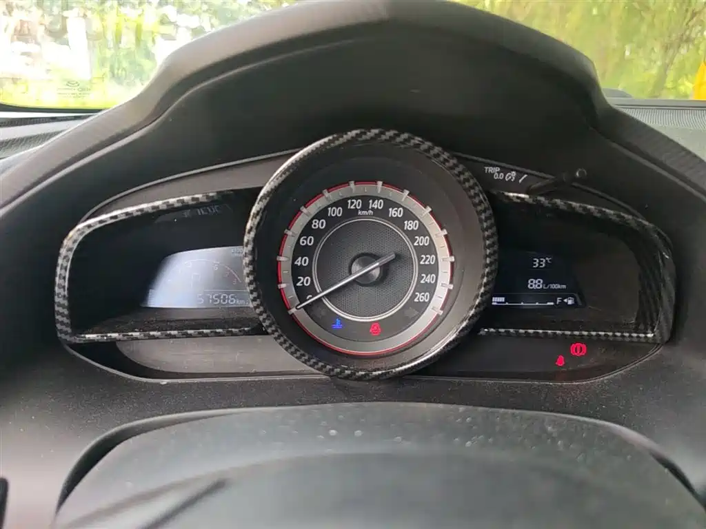 Mazda 3 Axela 2015 — фото 12