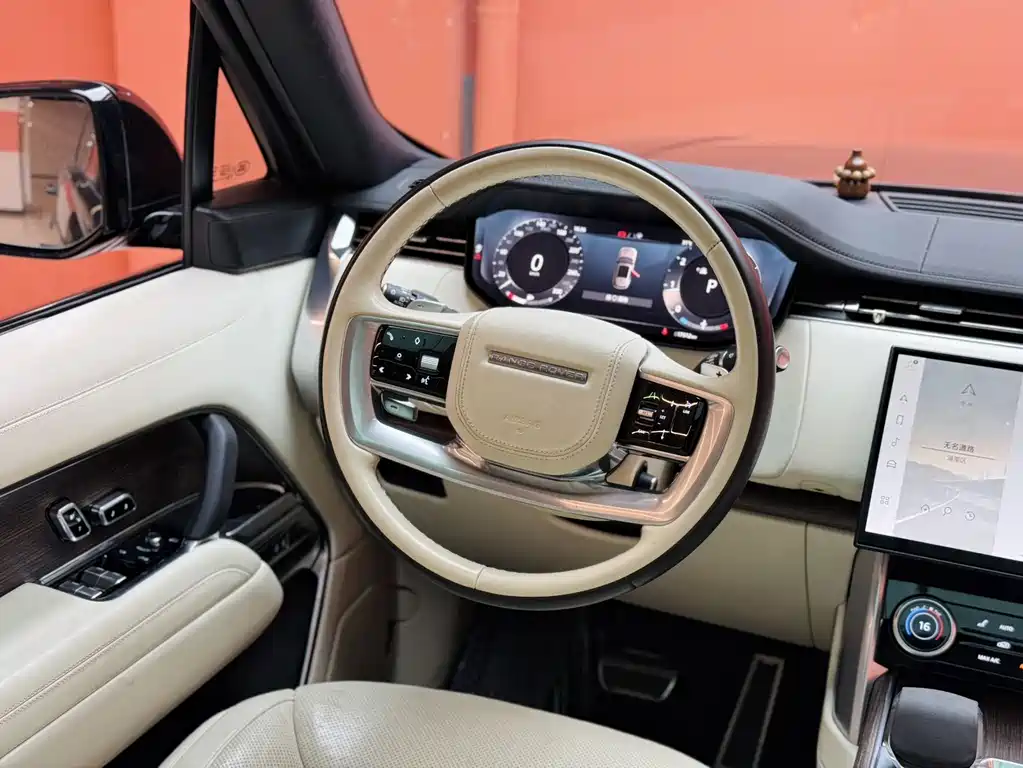 Land Rover Range Rover 2024 — фото 10