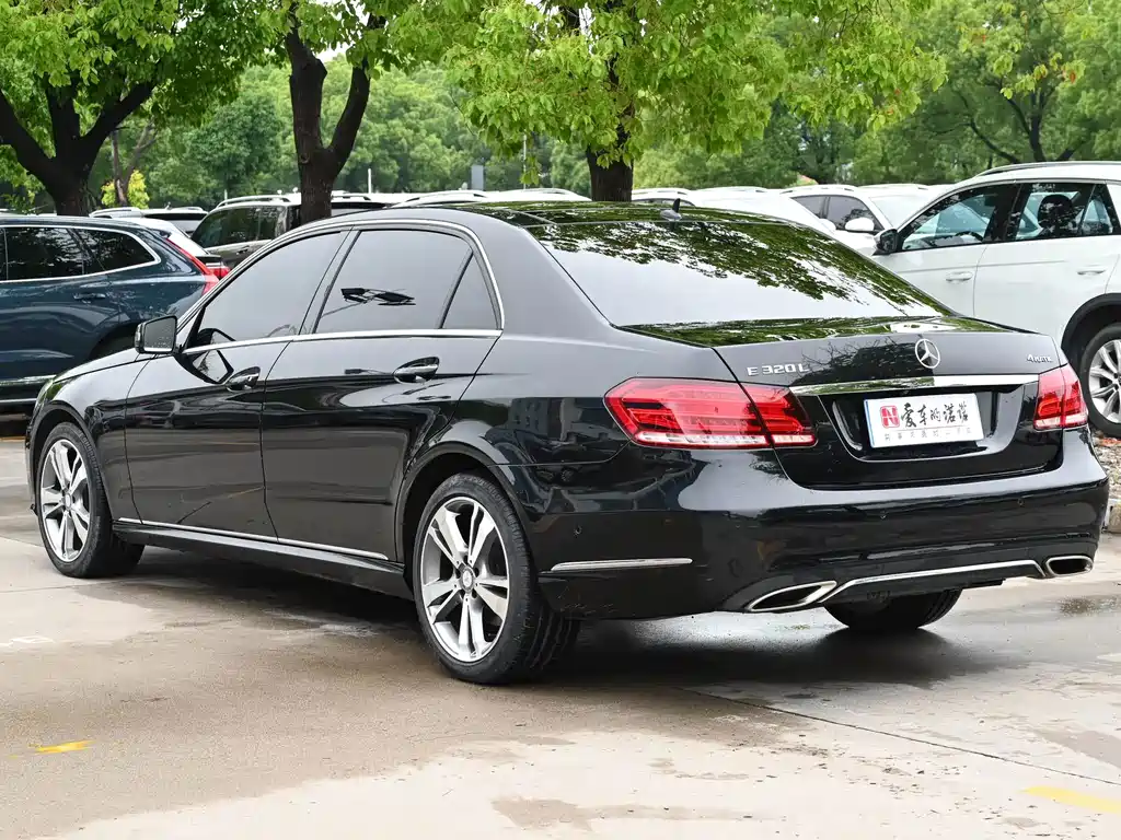 Mercedes-Benz E-Class 2014