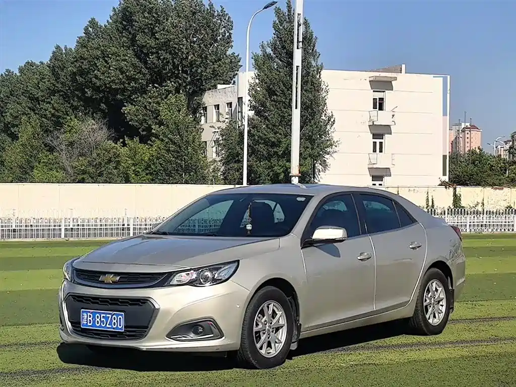 Chevrolet Malibu 2016 — фото 1