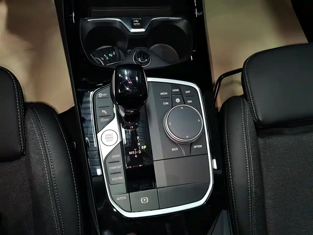 BMW 2 Series 2021 — фото 10
