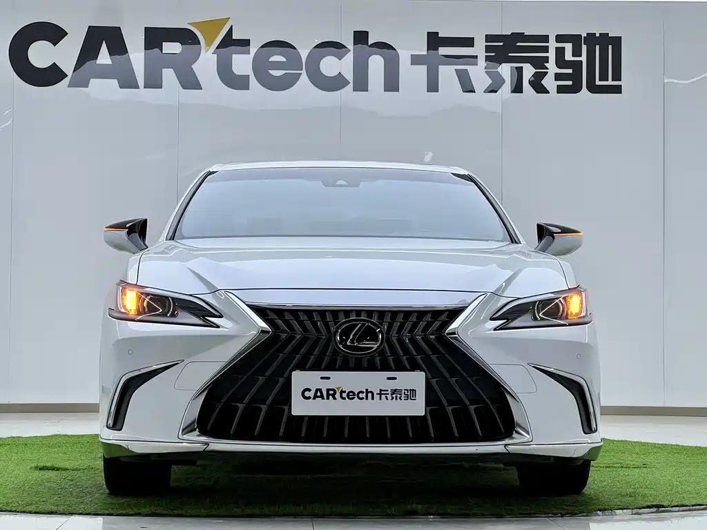 Lexus ES 2024 — фото 7