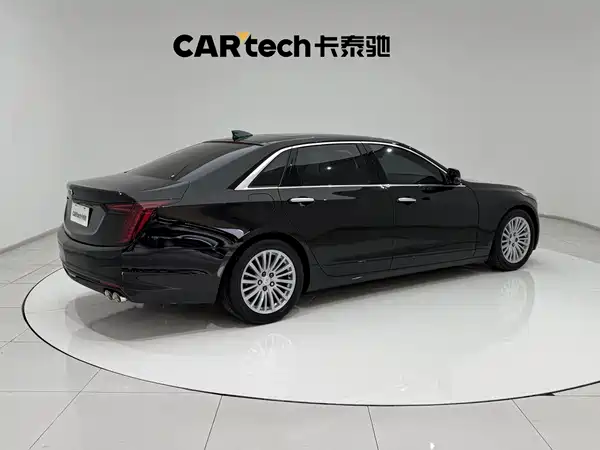 Cadillac CT6 2021