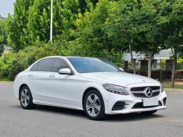 Mercedes-Benz C-Class 2019