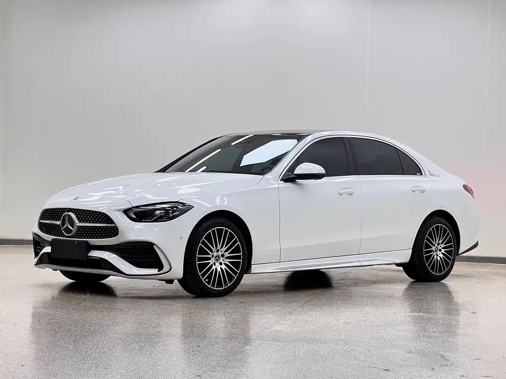 Mercedes-Benz C-Class 2025 — фото 1