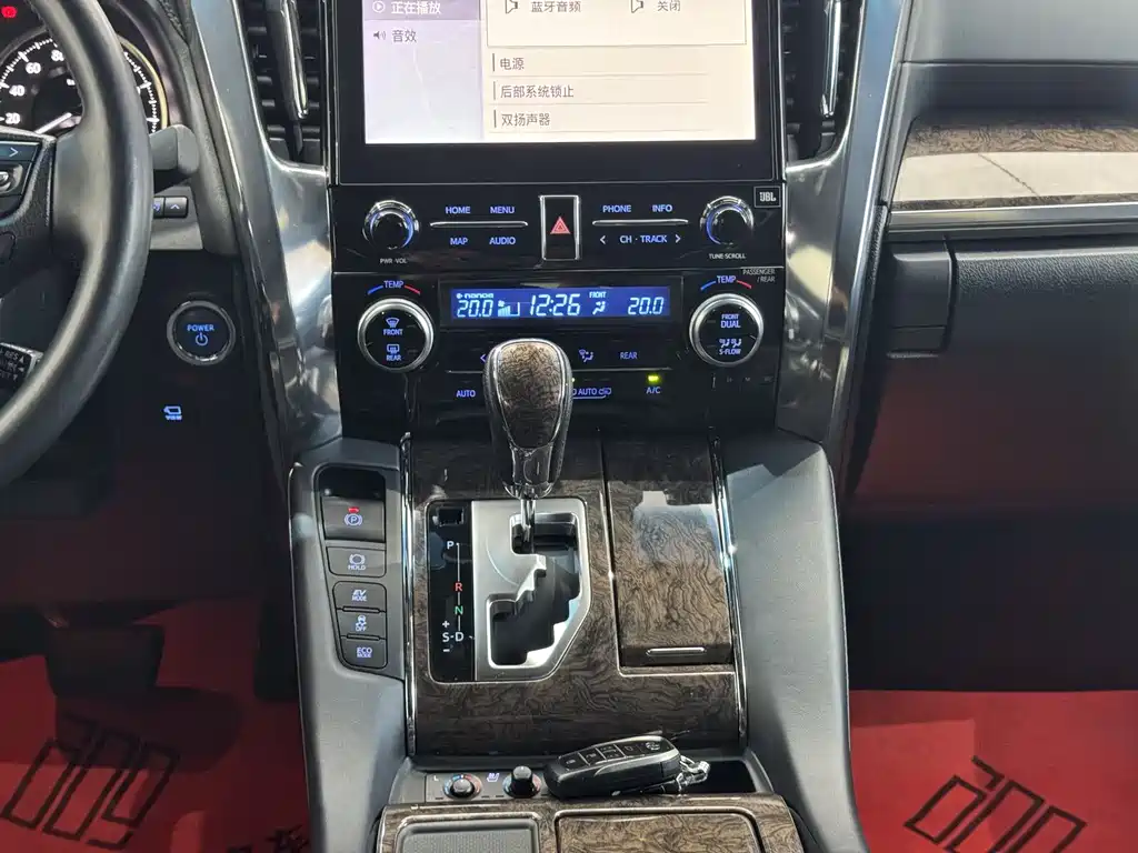 Toyota Vellfire 2021 — фото 14