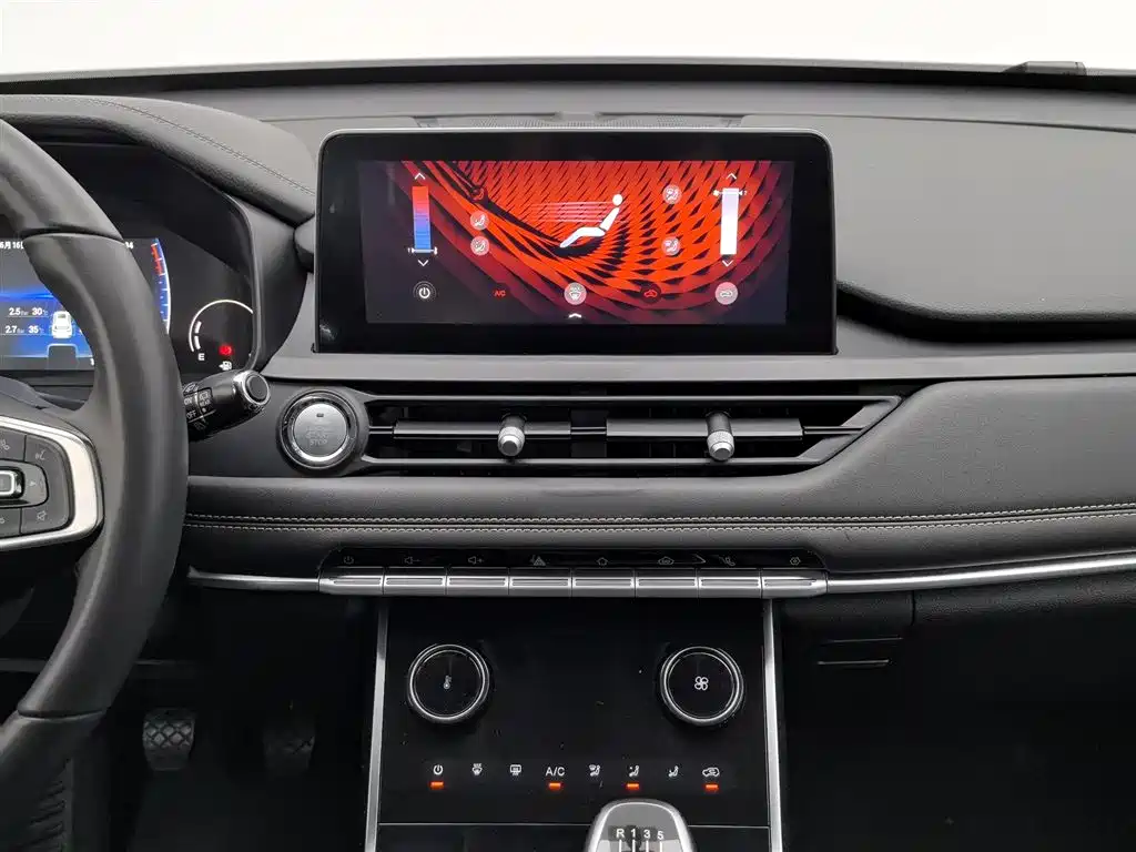 Chery Tiggo 8 2023 — фото 12