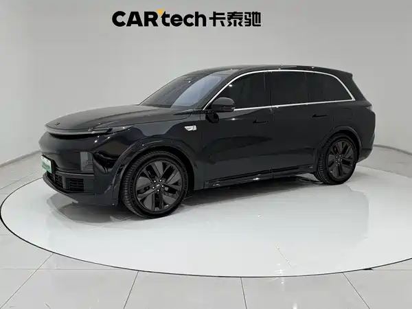Li Auto L8 2025