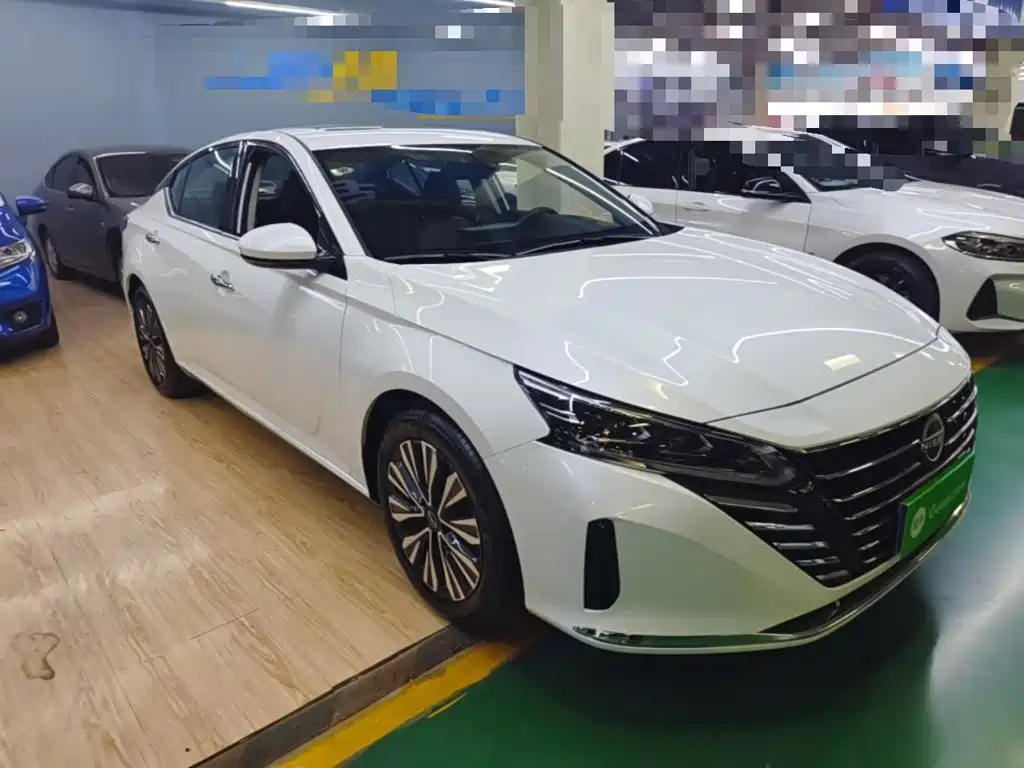Nissan Teana 2024