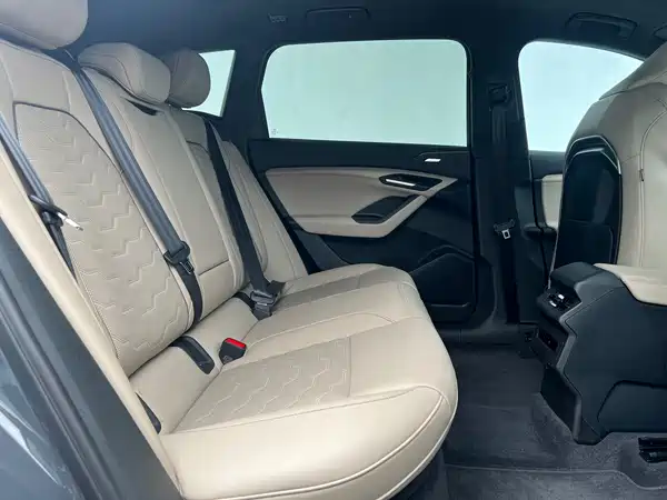 Audi Q6L E-Tron 2025