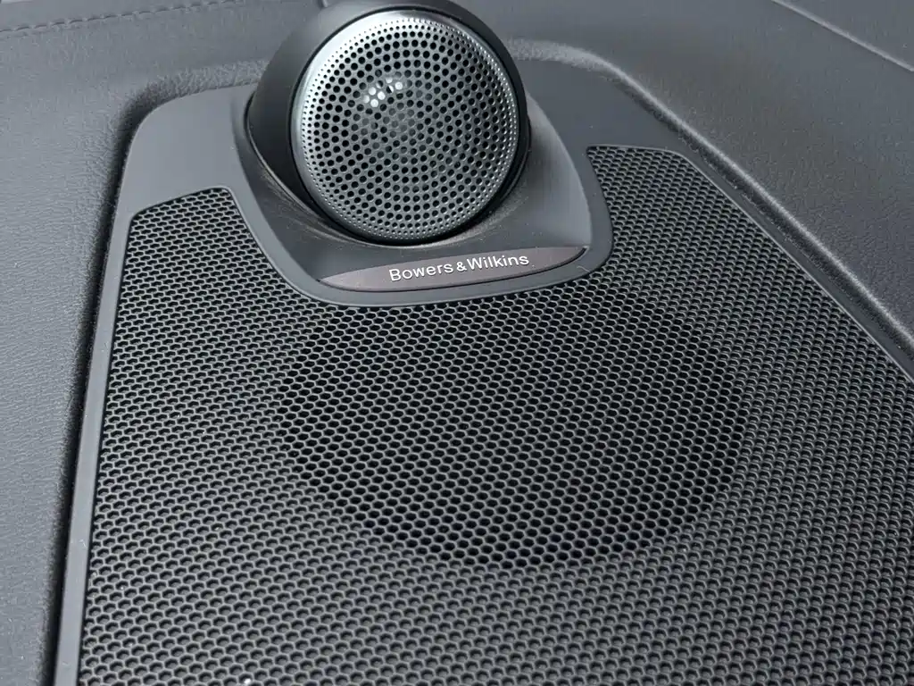 Volvo XC60 PHEV 2020 — фото 25