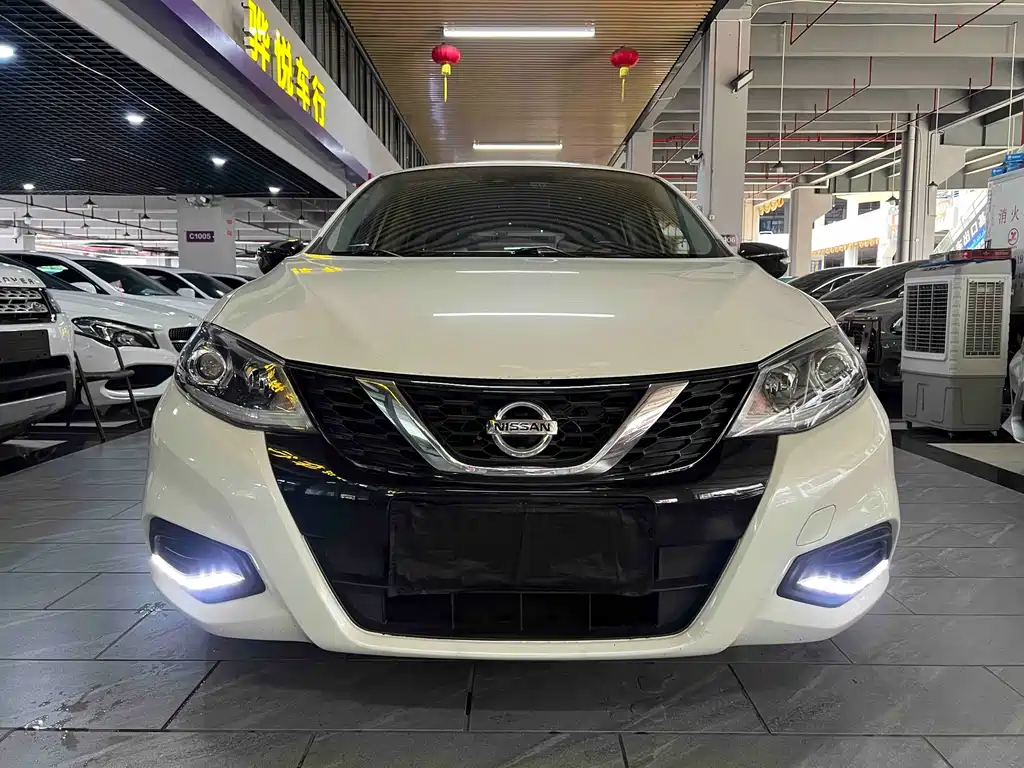 Nissan Tiida 2022