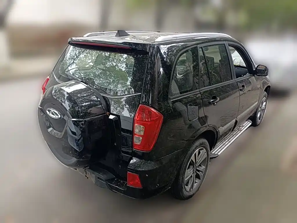 Chery Tiggo 3 2016 — фото 12