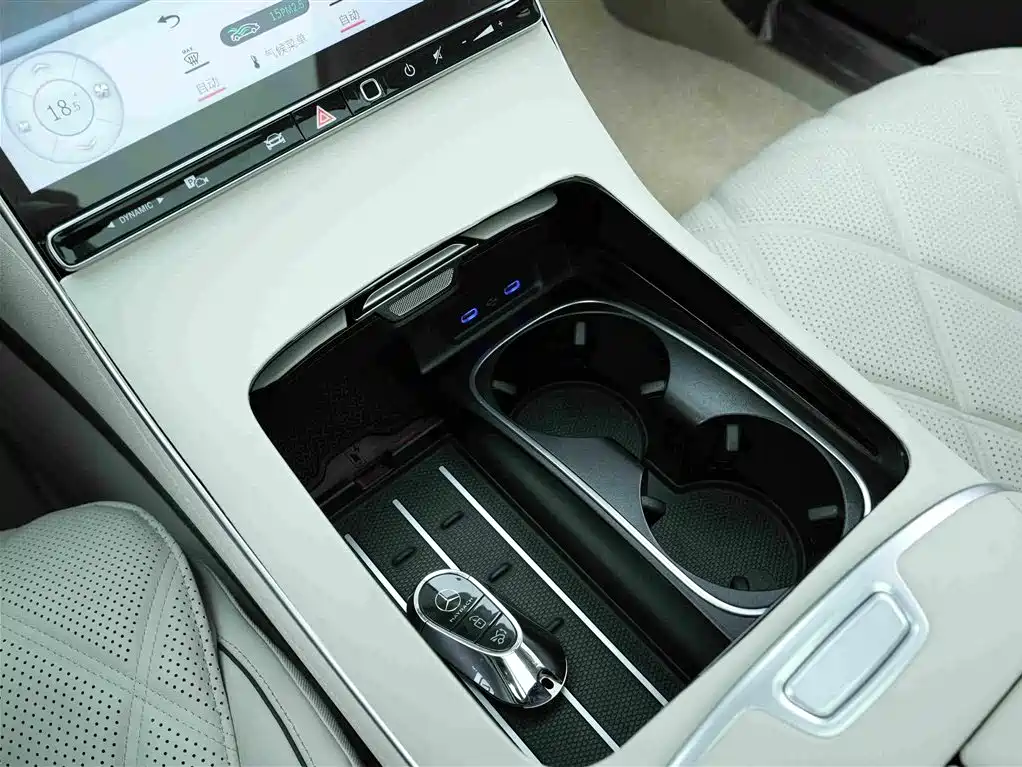 Mercedes-Benz Maybach S-Class 2025 — фото 10